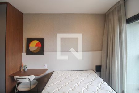 Quarto de apartamento à venda com 1 quarto, 39m² em Cambuí, Campinas