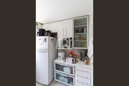 Cozinha de casa de condomínio à venda com 3 quartos, 130m² em Castelo, Belo Horizonte