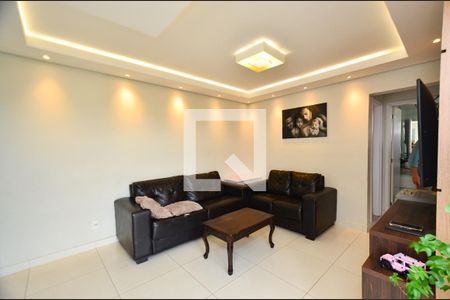 Sala de estar de apartamento à venda com 2 quartos, 56m² em João Pinheiro, Belo Horizonte