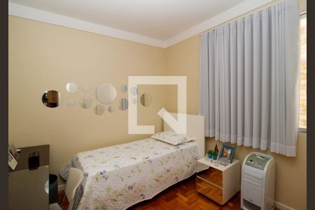 Quarto 1 de apartamento à venda com 3 quartos, 137m² em Jardim America, Belo Horizonte