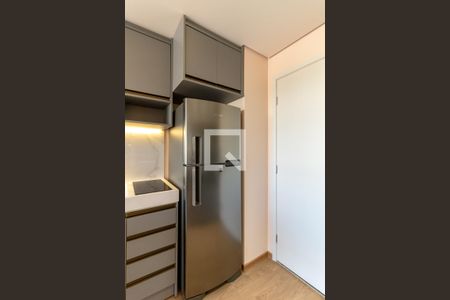 Sala/Cozinha de apartamento para alugar com 1 quarto, 32m² em Indianópolis, São Paulo