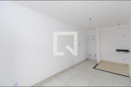 Sala de apartamento para alugar com 2 quartos, 47m² em Jardim Aida, Guarulhos