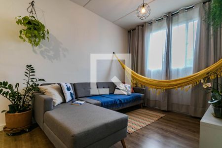 Sala de apartamento para alugar com 2 quartos, 56m² em Jardim Sao Pedro, Mogi das Cruzes