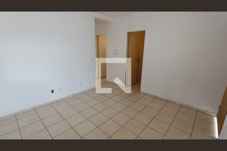 Sala de casa para alugar com 2 quartos, 45m² em Jardim J S Carvalho, Sorocaba