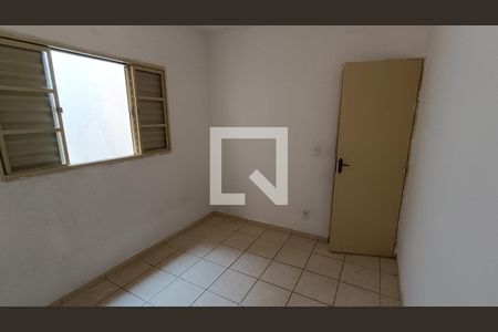 Quarto 1 de casa para alugar com 2 quartos, 45m² em Jardim J S Carvalho, Sorocaba