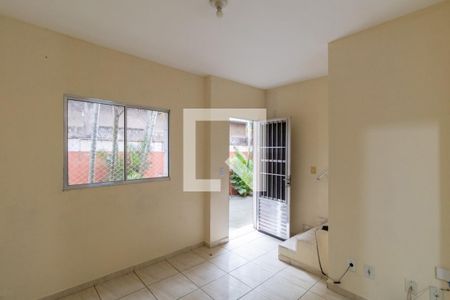 Sala de casa de condomínio para alugar com 2 quartos, 55m² em Parque Paulistano, São Paulo