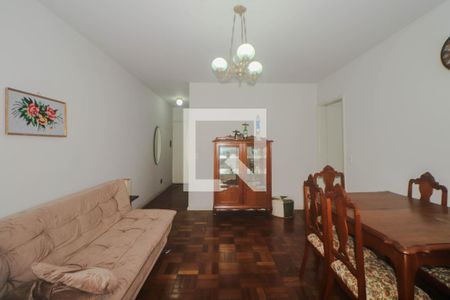 Sala de apartamento para alugar com 2 quartos, 75m² em Bom Fim, Porto Alegre