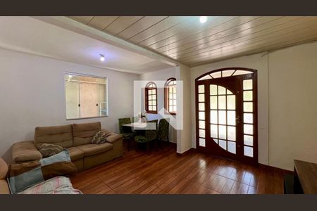 Sala de casa para alugar com 6 quartos, 241m² em Conjunto Helena Antipoff, Belo Horizonte