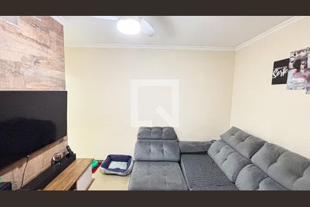 Sala  de casa de condomínio à venda com 2 quartos, 90m² em Vila Humaita, Santo André