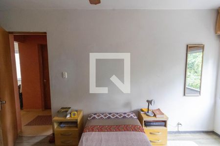 Quarto de apartamento à venda com 2 quartos, 53m² em Camaquã, Porto Alegre