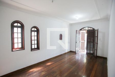 Sala de casa à venda com 4 quartos, 274m² em Taquara, Rio de Janeiro