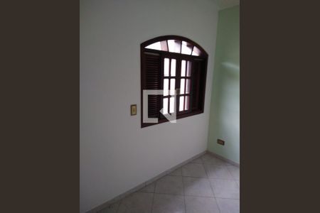 Quarto de casa à venda com 3 quartos, 120m² em Parque Pinheiros, Taboão da Serra