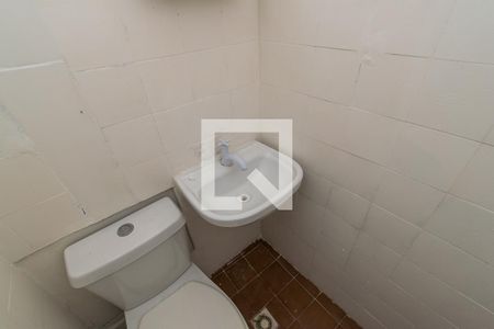 Banheiro de casa para alugar com 1 quarto, 50m² em Bonsucesso, Rio de Janeiro