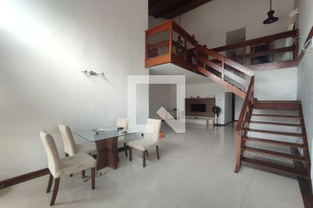 Sala de casa de condomínio à venda com 5 quartos, 305m² em Freguesia (jacarepaguá), Rio de Janeiro