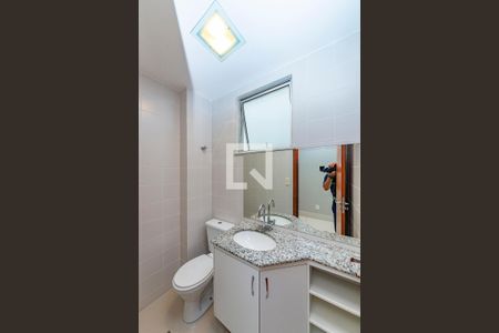 Lavabo de apartamento para alugar com 4 quartos, 121m² em Buritis, Belo Horizonte