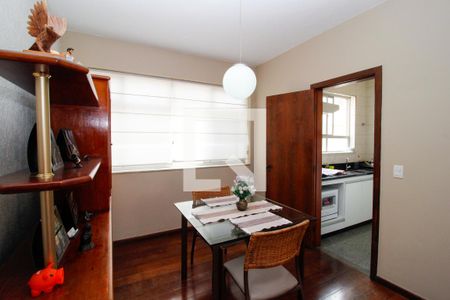 Sala de apartamento à venda com 3 quartos, 170m² em Estoril, Belo Horizonte