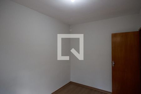 Quarto de apartamento à venda com 3 quartos, 84m² em Sagrada Família, Belo Horizonte