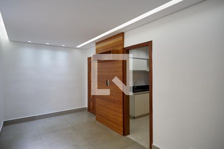 Sala de apartamento à venda com 3 quartos, 84m² em Sagrada Família, Belo Horizonte