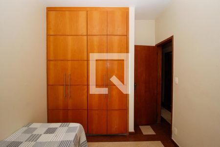 Quarto 2 de apartamento à venda com 3 quartos, 110m² em Estoril, Belo Horizonte