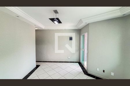 Sala de casa para alugar com 3 quartos, 215m² em Vila Claudio, Santo André