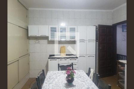 Casa à venda com 3 quartos, 168m² em Jardim Cristiane, Santo André