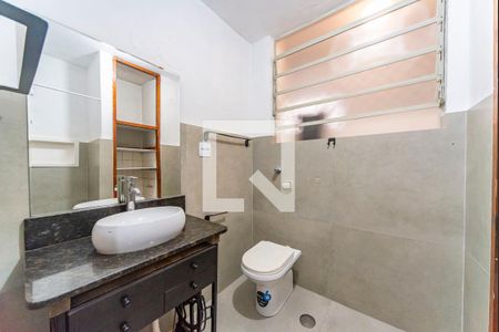 Banheiro  de apartamento à venda com 1 quarto, 56m² em Centro, Santo André