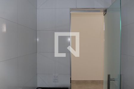 Banheiro de kitnet/studio para alugar com 1 quarto, 20m² em Setor Norte Ferroviário, Goiânia