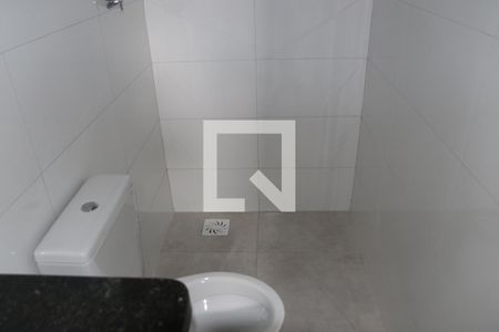 Banheiro de kitnet/studio para alugar com 1 quarto, 20m² em Setor Norte Ferroviário, Goiânia