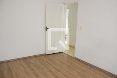 Quarto 1 de apartamento à venda com 2 quartos, 54m² em Vila Rio de Janeiro, Guarulhos