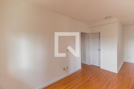 Sala de TV de apartamento à venda com 2 quartos, 89m² em Jardim Tupanci, Barueri