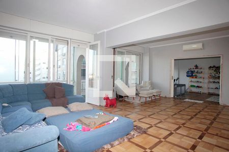 Sala de Estar de apartamento para alugar com 4 quartos, 232m² em Bom Fim, Porto Alegre