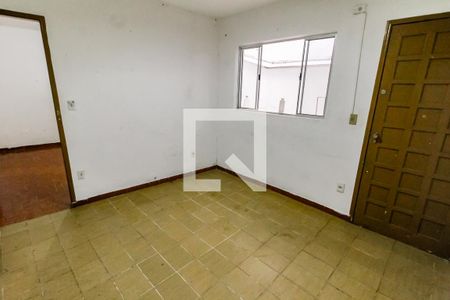 Sala de casa para alugar com 2 quartos, 50m² em Jardim Oliveiras, Taboão da Serra