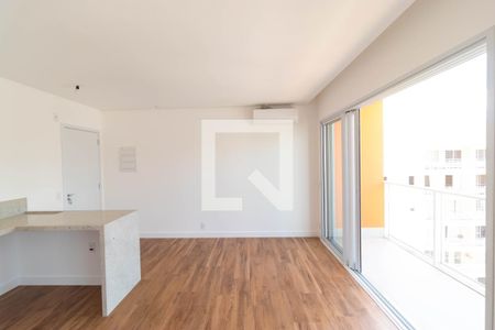 Sala de kitnet/studio para alugar com 1 quarto, 39m² em Cambuí, Campinas