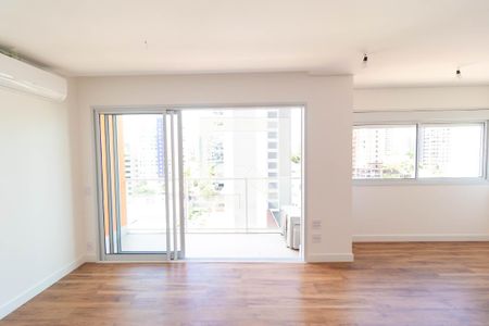 Sala de kitnet/studio para alugar com 1 quarto, 39m² em Cambuí, Campinas