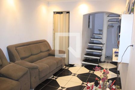 Sala de casa à venda com 4 quartos, 150m² em Vila Ester, Guarulhos