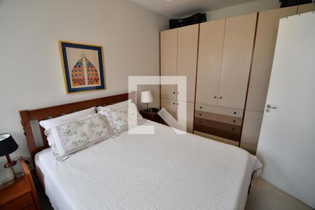 Quarto de apartamento à venda com 1 quarto, 42m² em Vila Itapura, Campinas