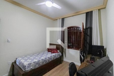 Quarto de casa à venda com 2 quartos, 360m² em Jardim Laguna, Contagem