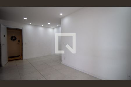 Sala de apartamento para alugar com 3 quartos, 81m² em Recreio dos Bandeirantes, Rio de Janeiro