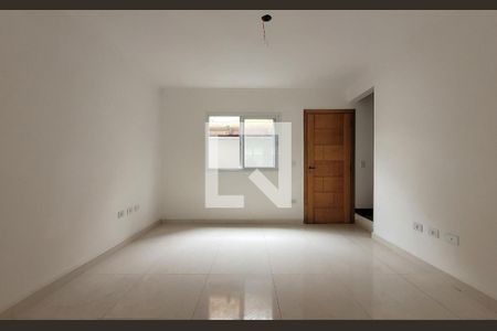 Sala de casa de condomínio à venda com 3 quartos, 166m² em Vila Curuçá, Santo André