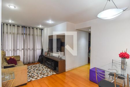 Sala de apartamento para alugar com 2 quartos, 58m² em Santa Rosa, Niterói