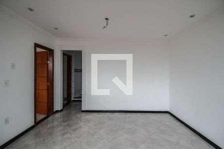 Sala de casa para alugar com 3 quartos, 74m² em Bnh, Mesquita