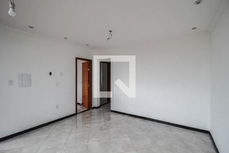 Sala de casa para alugar com 3 quartos, 74m² em Bnh, Mesquita