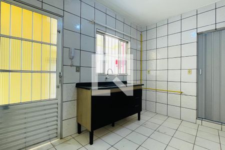 Cozinha de kitnet/studio para alugar com 1 quarto, 20m² em Parque das Nacoes, Guarulhos