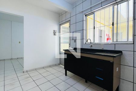 Cozinha de kitnet/studio para alugar com 1 quarto, 20m² em Parque das Nacoes, Guarulhos