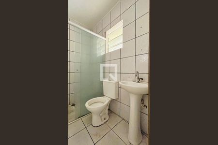 Banheiro de kitnet/studio para alugar com 1 quarto, 20m² em Parque das Nacoes, Guarulhos