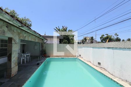 Varanda de casa para alugar com 3 quartos, 360m² em Balneario Guarujá, Guarujá