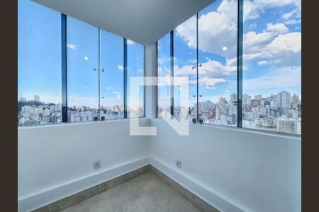 Varanda da Sala 2 andar de apartamento para alugar com 4 quartos, 280m² em Vila Paris, Belo Horizonte