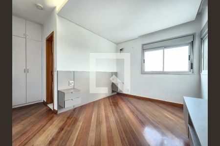 Quarto Suíte Master de apartamento para alugar com 4 quartos, 280m² em Vila Paris, Belo Horizonte