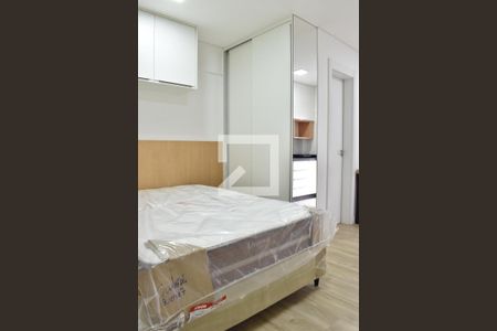 Sala/Quarto de apartamento para alugar com 1 quarto, 23m² em Água Verde, Curitiba