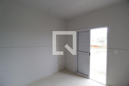 Quarto 2 de apartamento para alugar com 2 quartos, 60m² em Jardim Holanda, Uberlândia